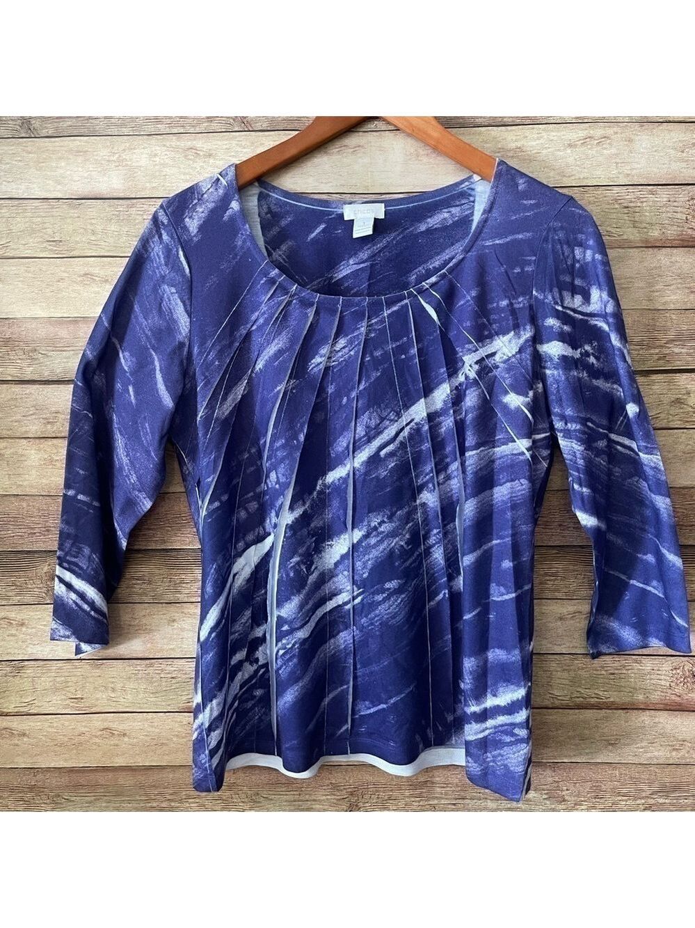 Chico’s Woman’s shirt purple knit pleated tie-dye pattern Size: 1 (Medium 8)